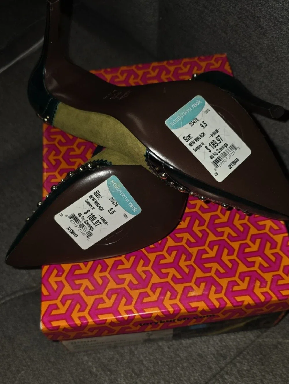 NEW Tory Burch New Malachite Olive Suede and Patent Pointed Pumps w/ Studs 9.5M